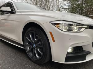 BMW 330i xDrive Touring M Sport 2017 года  (NA)